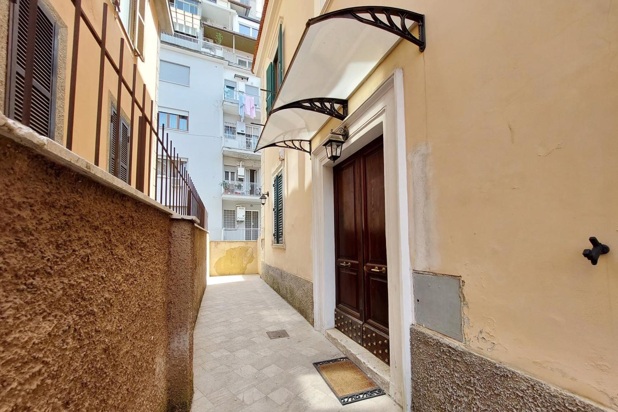 Alba Home Re Di Roma ภายนอก รูปภาพ