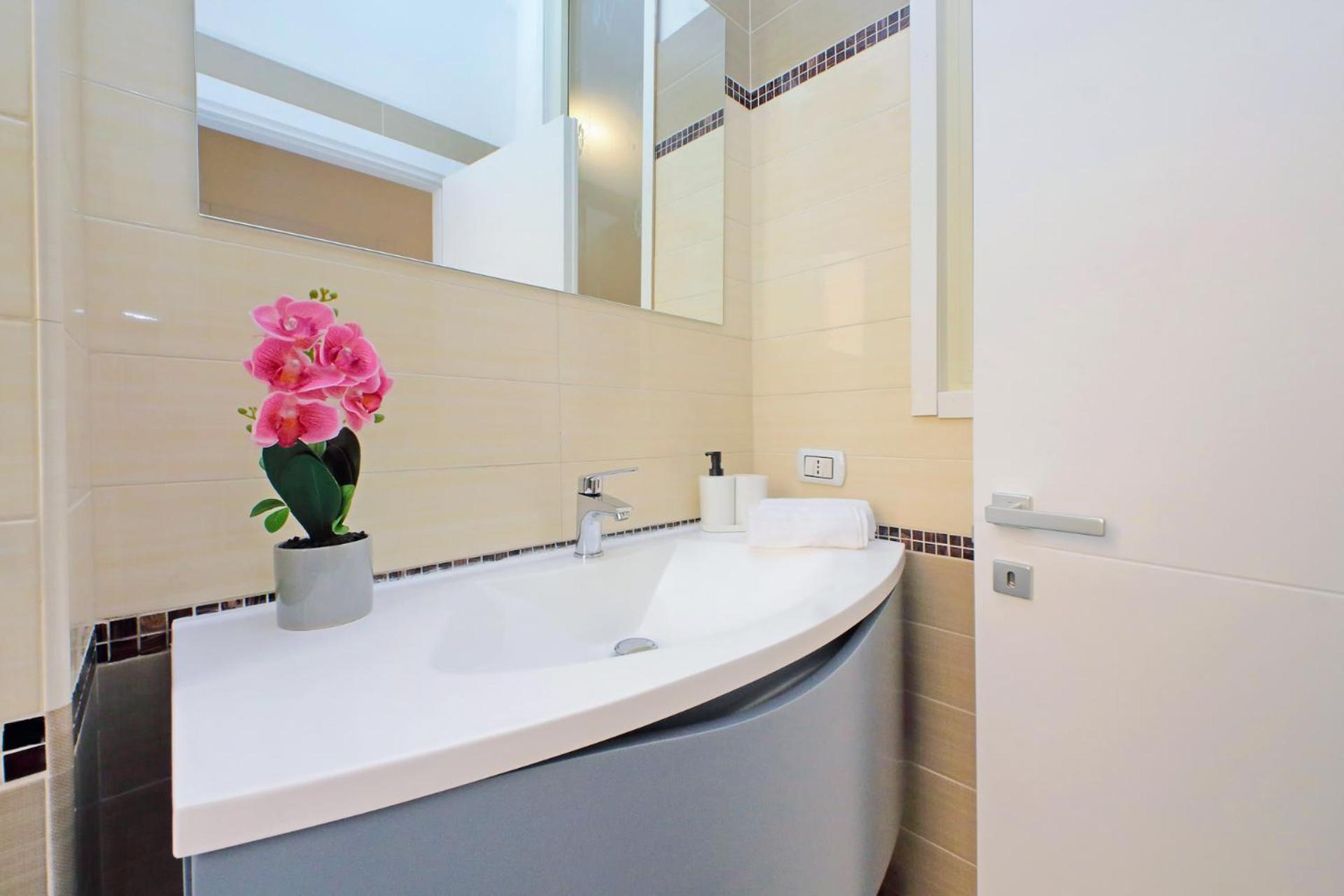 Alba Home Re Di Roma ภายนอก รูปภาพ